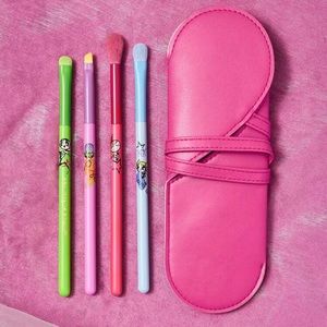 Powerpuffs girls eyes brush set